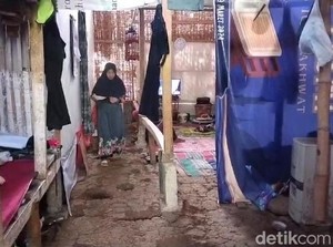 Pilu Keluarga Asep Cianjur yang 2 Tahun Tidur di Bekas Kandang Ayam