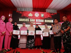 Polda Metro Gelar Bedah Rumah-Bakti Kesehatan Sambut Hari Bhayangkara Ke-78