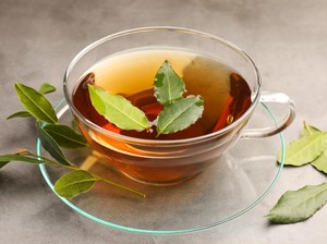 6 Manfaat Rutin Minum Air Rebusan Daun Salam, Termasuk Menguatkan Jantung