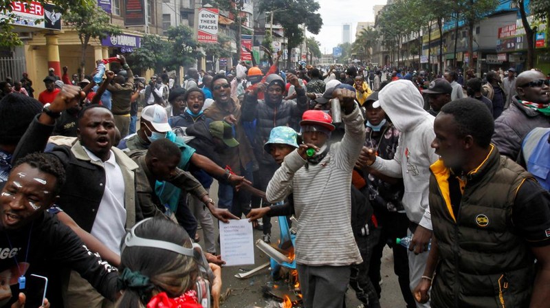 People take part in a demonstration over police killings of people protesting against Kenya's proposed finance bill 2024/2025, in Nairobi, Kenya, June 27, 2024. REUTERS/Monicah Mwangi