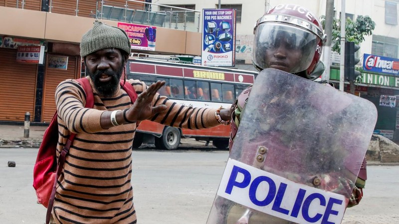 People take part in a demonstration over police killings of people protesting against Kenya's proposed finance bill 2024/2025, in Nairobi, Kenya, June 27, 2024. REUTERS/Monicah Mwangi