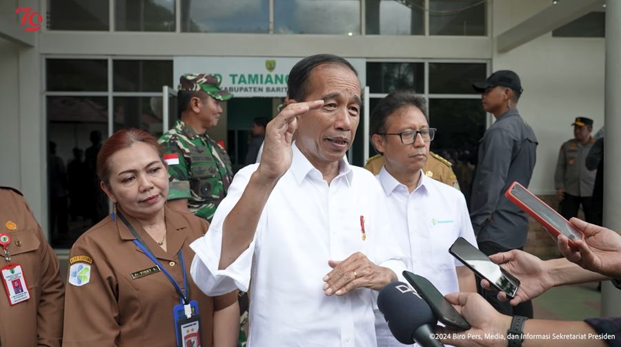 Keterangan Pers Presiden Jokowi usai Tinjau RSUD Tamiang Layang, Barito Timur, Kamis (27/6/2024). (Tangkapan Layar Youtube Sekretariat Presiden)