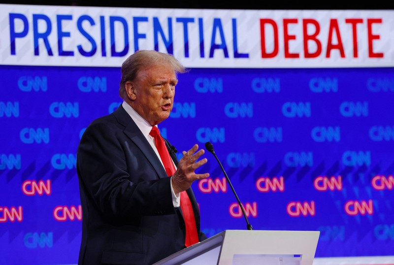 Kandidat Partai Demokrat, Presiden AS Joe Biden, dan kandidat Partai Republik, mantan Presiden AS Donald Trump, menghadiri debat presiden di Atlanta, Georgia, AS, 27 Juni 2024. Kandidat Partai Demokrat, Presiden AS Joe Biden, dan kandidat Partai Republik, mantan Presiden AS Donald Trump, menghadiri debat presiden di Atlanta, Georgia, AS, 27 Juni 2024. (REUTERS/Brian Snyder)