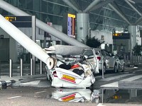 Penampakan Atap Bandara Internasional Ambruk, 1 Orang Tewas Tertimpa