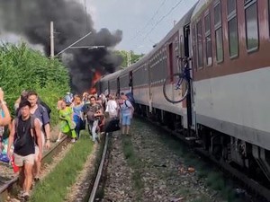 Kereta Tabrak Bus di Slovakia, 5 Orang Tewas