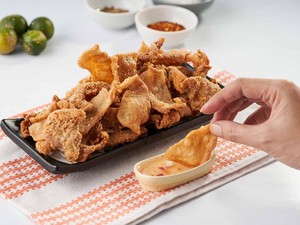 Kasih Kulit Ayam Goreng Jadi Bentuk Rasa Sayang Orang ke Pasangan