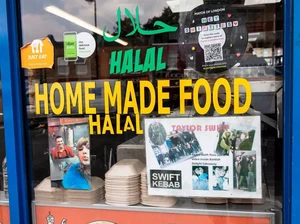 Taylor Swift Doyan Kebab, Ini Toko Kebab Halal Favoritnya