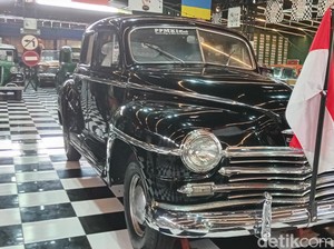 Mobil Antik Fatmawati Soekarno Masih Kuat Touring ke Besakih