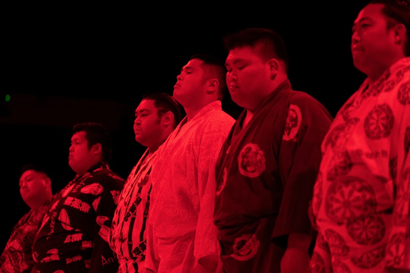 Sejumlah pegulat sumo tampil di depan Gedung Kapitol, Washington DS, Amerika Serikat (AS), Jumat (28/6/2024). (REUTERS/Nathan Howard) Sejumlah pegulat sumo tampil di depan Gedung Kapitol, Washington DS, Amerika Serikat (AS), Jumat (28/6/2024). (REUTERS/Nathan Howard)