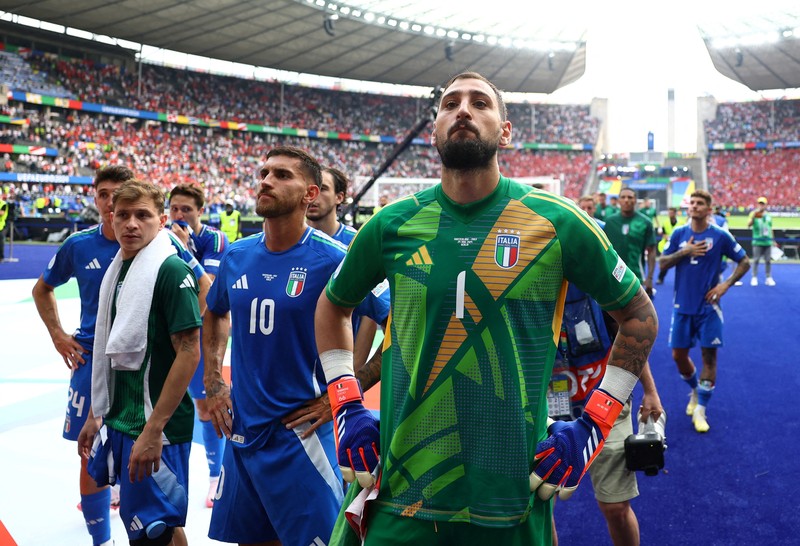 TImnas Italia tersingkir di Babak 16 Piala Eropa 2024 usai takluk dari Swiss dengan skor akhir 0-2.(REUTERS/Angelika Warmuth)