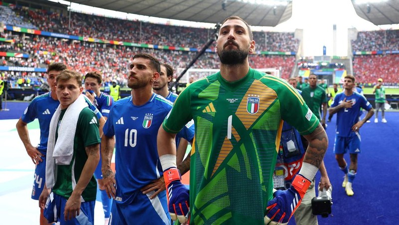 TImnas Italia tersingkir di Babak 16 Piala Eropa 2024 usai takluk dari Swiss dengan skor akhir 0-2.(REUTERS/Angelika Warmuth)