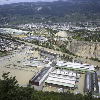 Daratan Jadi Sungai, Potret Swiss Dihantam Banjir Bandang