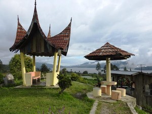 Mengenal Danau Kembar, Salah Satu Wisata Halal di Sumatera Barat
