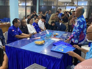 Demokrat Serahkan Surat Tugas untuk 18 Cakada di Sulsel, 2 Figur di Makassar