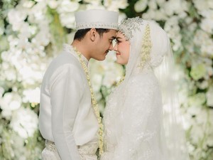 Go Public! Happy Asmara-Gilga Sahid Posting Foto Nikah dan Saling Ucap Selamat