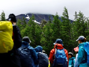 Mabuk Ketinggian, Pendaki Jerman Dievakuasi dari Gunung Fuji