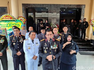 Pesan Irjen Abdul Karim Minta Personel Polda Banten Tegas tapi Humanis