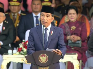Citra Polri Membaik, Jokowi: Pertahankan dengan Komunikasi Publik yang Baik