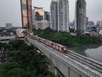 KAI Dapat PSO Rp 5,8 T di 2026, Tiket KRL-LRT Jabodebek Disubsidi