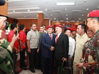 Profil Dokter Orthopedi yang Berhasil Pimpin Operasi Kaki Prabowo