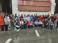 Minta Stop Kasasi, Korban Kresna Life Serbu Kantor OJK