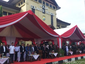 Upacara HUT ke-78 Bhayangkara di Lapangan Mapolda Sulsel, Pj Gubernur Hadir