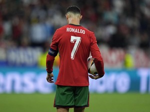 Euro 2024: Ibu Ronaldo pun Nangis Anaknya Gagal Penalti