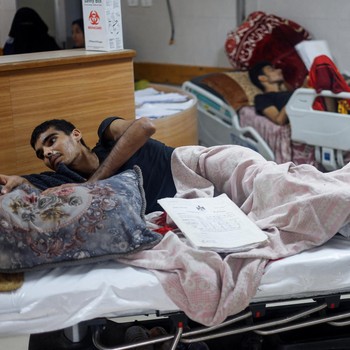 Potret Israel Serang Khan Younis di Gaza, Usir Warga dan Pasien di RS