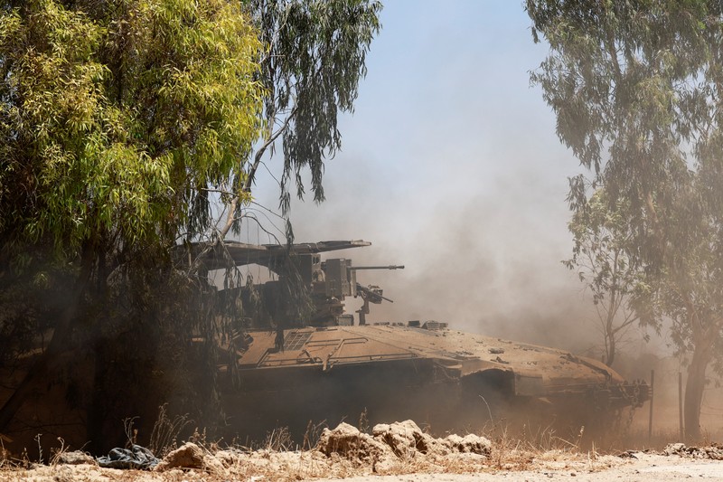 Israel mengusir warga hingga pasien yang sedang dirawat di rumah sakit di Khan Younis, selatan Jalur Gaza. (REUTERS/Mohammed Salem) Israel mengusir warga hingga pasien yang sedang dirawat di rumah sakit di Khan Younis, selatan Jalur Gaza. (REUTERS/Mohammed Salem)