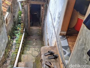 Sulitnya Akses Menuju Rumah Ilham yang Viral Minta Polisi Temani Ambil Rapor