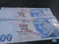 Ini 10 Mata Uang Terlemah di Dunia, Ada Rupiah?