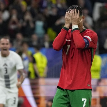 Potret Ronaldo Nangis Tendangan Penaltinya Gagal di Euro 2024
