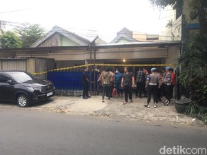 Rumah di Kota Malang Digerebek Diduga Terkait Narkoba