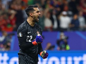 Manchester City Kejar Diogo Costa