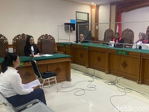Eks Kasir LPD Baluk Jembrana Didakwa Tilap Dana Nasabah Rp 1,05 Miliar