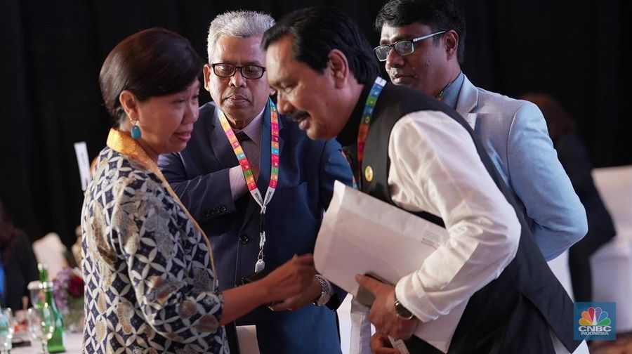 Kepala Pusat Riset dan Inovasi Daerah Bappeda Provinsi DKI Jakarta selaku Ketua Tim Pelaksana Tim Koordinasi Pelaksanaan Pencapaian Tujuan Pembangunan Berkelanjutan, Andhika Ajie. (CNBC Indonesia/Muhammad Sabki)