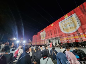 Laser Show-Video Mapping Warnai Grand Opening Wisata Kota Lama Surabaya