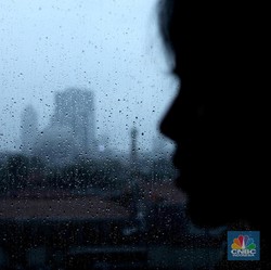 BMKG Ungkap Alasan Jakarta Hujan Terus Walau Sudah Kemarau