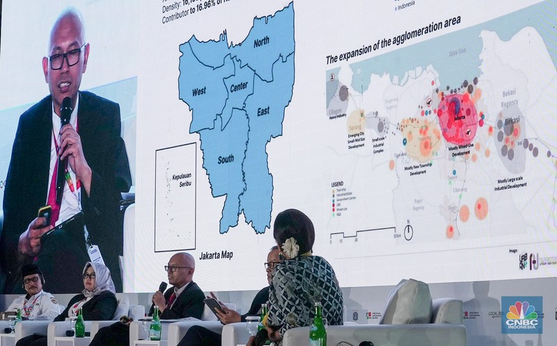 Kepala Pusat Riset dan Inovasi Daerah Bappeda Provinsi DKI Jakarta selaku Ketua Tim Pelaksana Tim Koordinasi Pelaksanaan Pencapaian Tujuan Pembangunan Berkelanjutan, Andhika Ajie. (CNBC Indonesia/Muhammad Sabki)