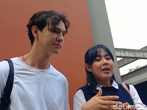 Respons Marcell Darwin-Istri Usai Konten Hafalan Surat Pendek Al-Quran Viral