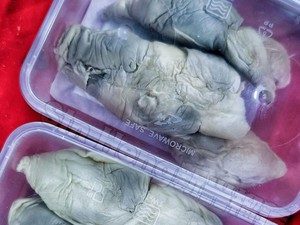 Dikira Busuk, Durian Memar Ini Ternyata Enak