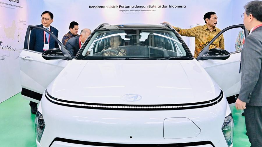 Presiden Joko Widodo (Jokowi) dalam peresmian ekosistem baterai dan kendaraan listrik Korea Selatan di Indonesia, PT. Hyundai LG Indonesia (HLI) Green Power, Kabupaten Karawang, Provinsi Jawa Barat, 3 Juli 2024. (Dok: Biro Setpres RI)