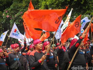 Ini 7 Tuntutan Massa Buruh Demo di Jakpus