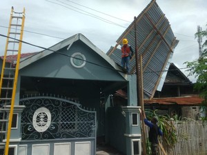3 Rumah Rusak Diterjang Angin Puting Beliung di Gantarang Bulukumba