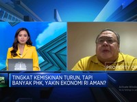 Video: Tingkat Kemiskinan Turun Tapi Banyak PHK, Apa Yang Salah?