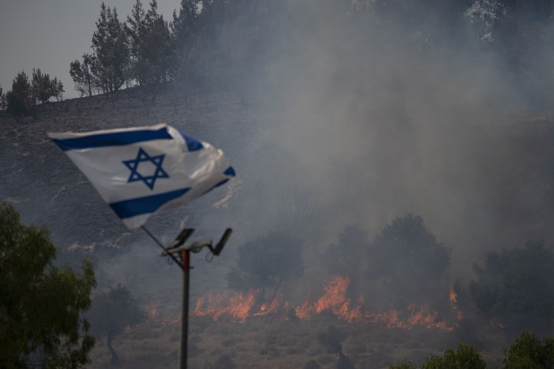 Kelompok Hizbullah menembakkan rentetan roket ke wilayah Israel pada Kamis, (4/7/2024) waktu setempat. (REUTERS/Ayal Margolin) Kelompok Hizbullah menembakkan rentetan roket ke wilayah Israel pada Kamis, (4/7/2024) waktu setempat. (REUTERS/Ayal Margolin)