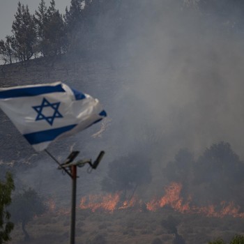 Detik-Detik Hizbullah Tembak Ratusan Roket ke Israel