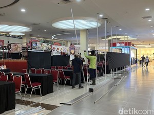 Dihentikan Usai Diprotes, Lokasi Festival Kuliner Nonhalal Dipasang Kain Hitam