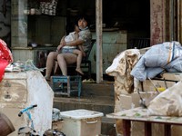 Potret China Hancur Lebur Digulung Badai, Warga Nangis Semua Hancur