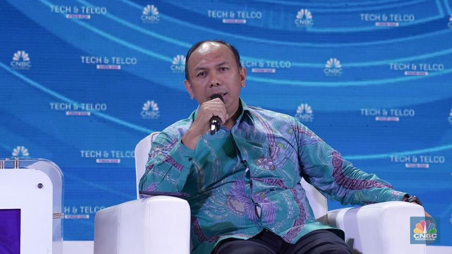 Dirjen Penyelengaraan Pos dan Informatika Kominfo, Wayan Toni Supriyanto dalam Tech & Telco Forum 2024 di Menara Bank Mega, Jakarta, Jumat (5/7/2024). (CNBC Indonesia/Muhammad Sabki)